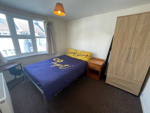 Bedroom- click for photo gallery